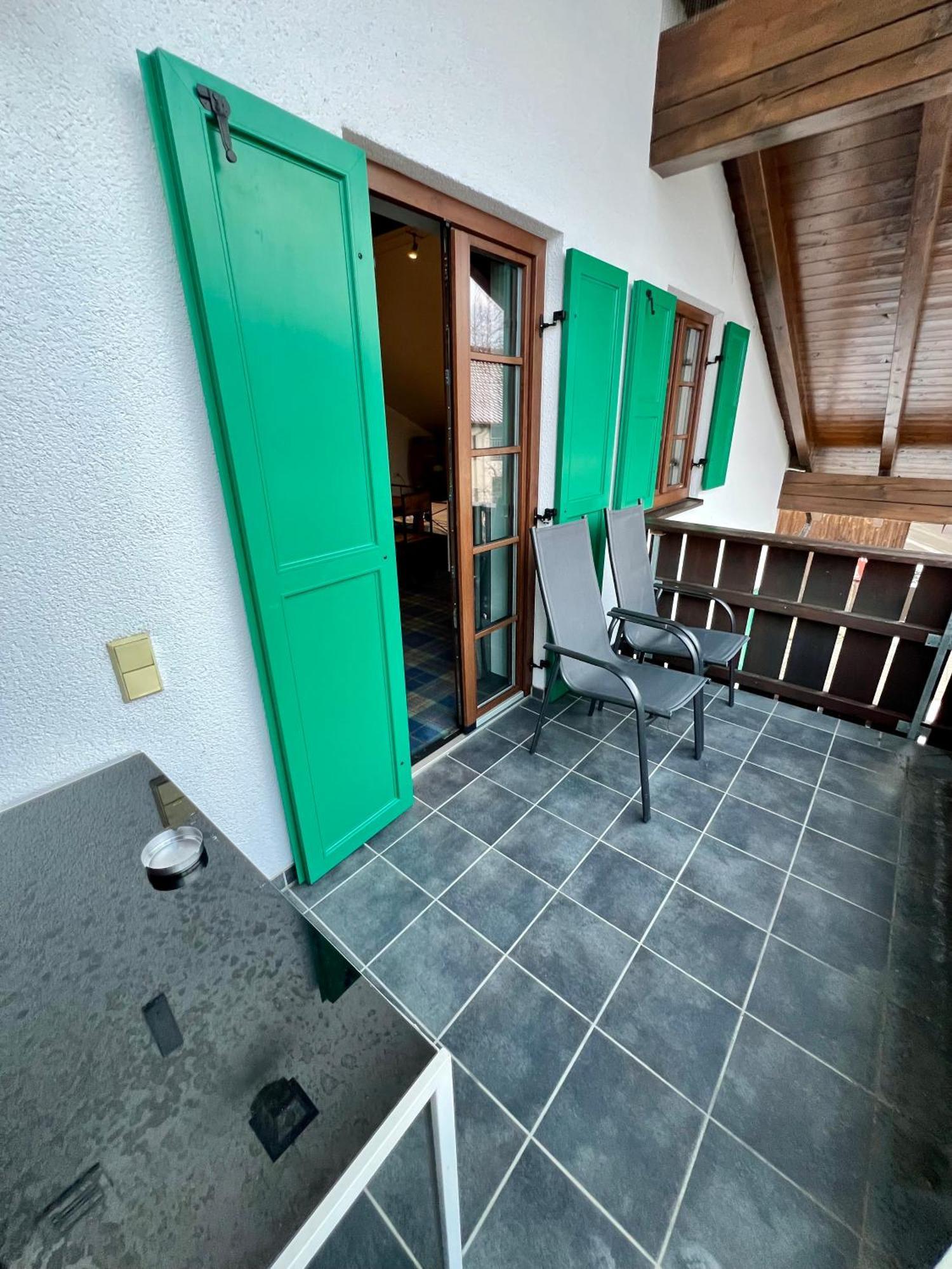 Vitushoehle & Vitusfort - Magie Von Irland Und Schottland Füssen Exteriör bild